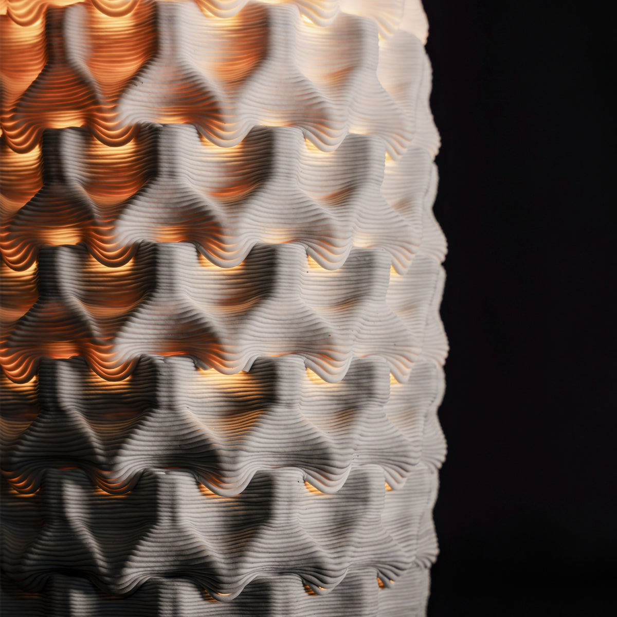 Fracta lamp in gradient porcelain, Small — Código Materia