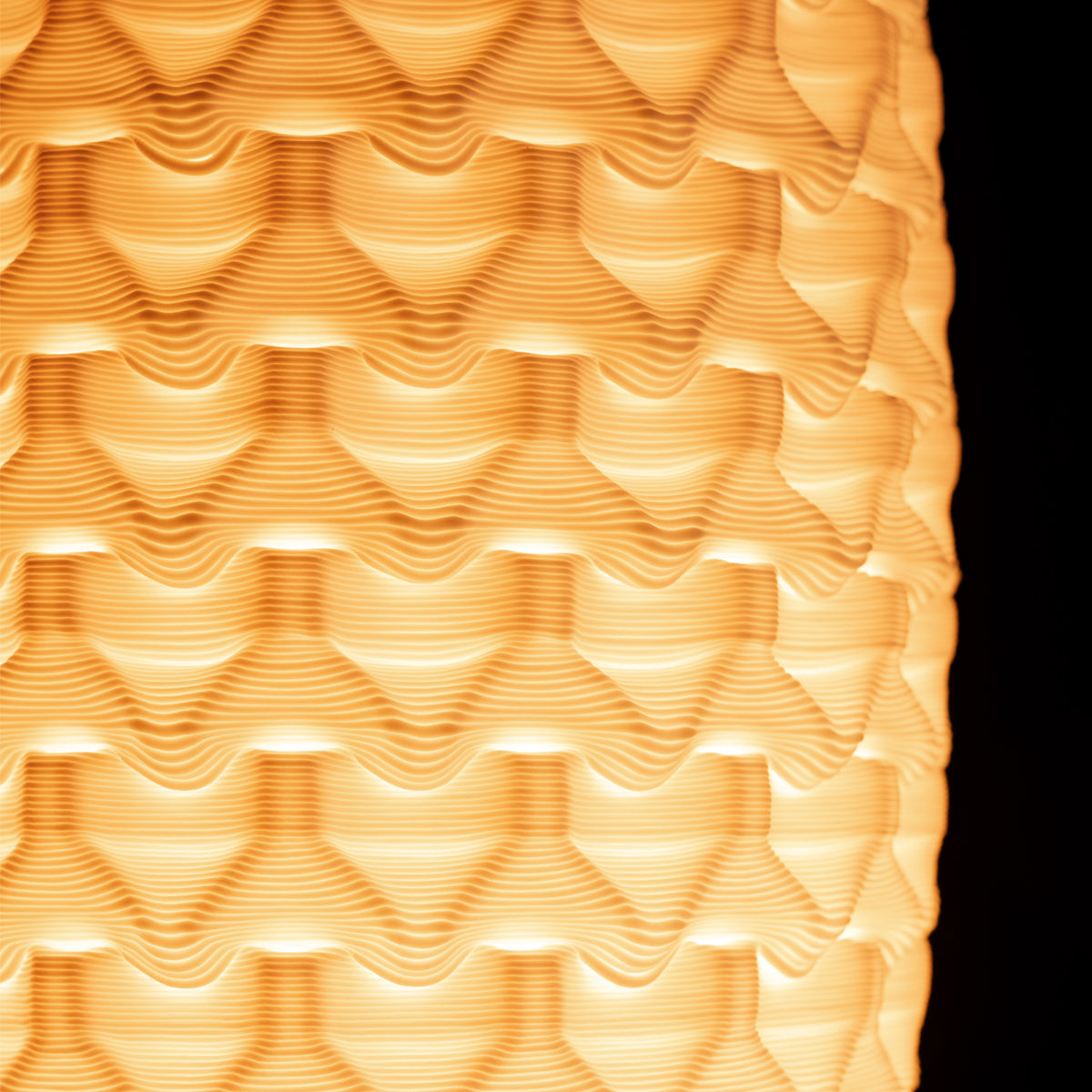 Fracta lamp in white porcelain, Large — Código Materia