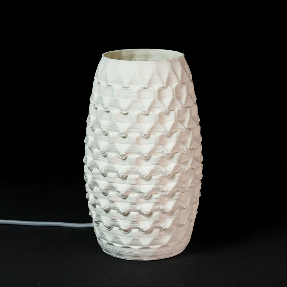 Fracta lamp in white porcelain, Medium — Código Materia