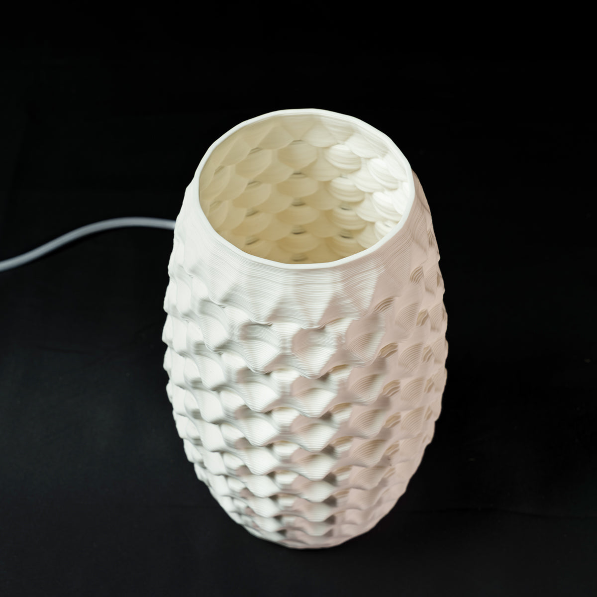 Fracta lamp in white porcelain, Medium — Código Materia
