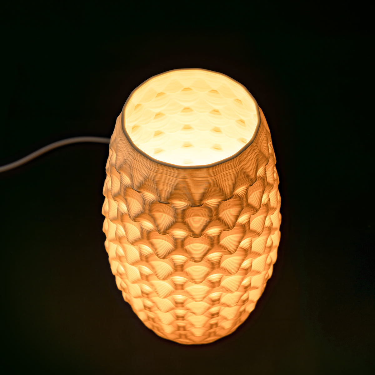 Fracta lamp in white porcelain, Medium — Código Materia