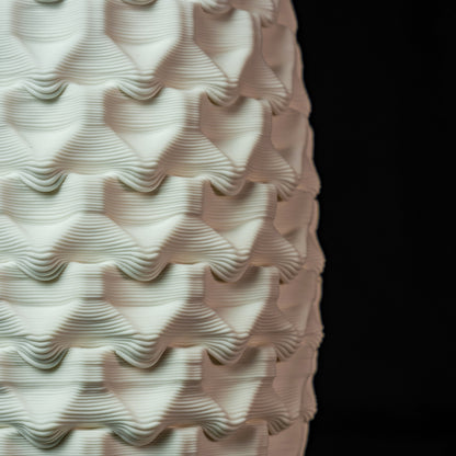 Fracta lamp in white porcelain, Medium — Código Materia